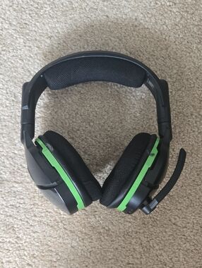 Turtle Beach Stealth 600 Gen 2 Wireless Gaming Headset Xbox READ DESRIPTION